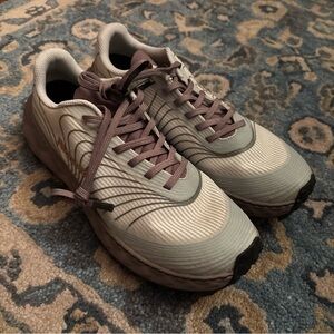 NNORMAL Tomir Trail Run Shoe vibram megagrip litebase sole cushioned US mens 9